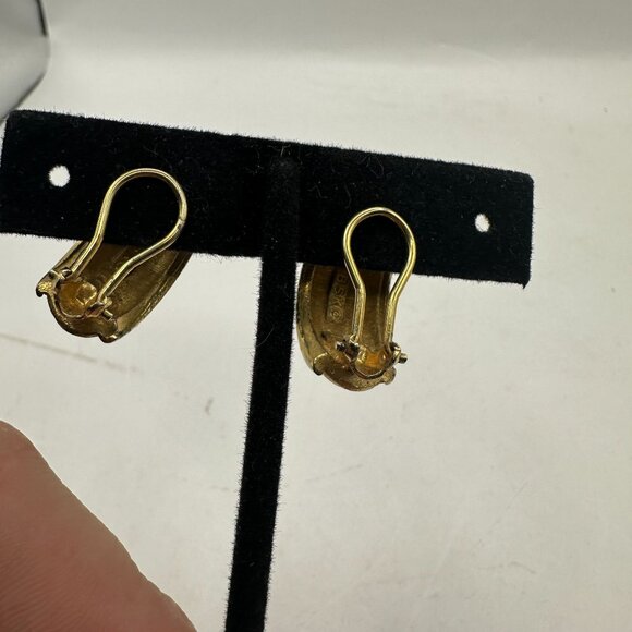 Vintage BSK Gold-Tone Clip-On Earrings With Rhinestone Floral Design - Picture 5 of 7